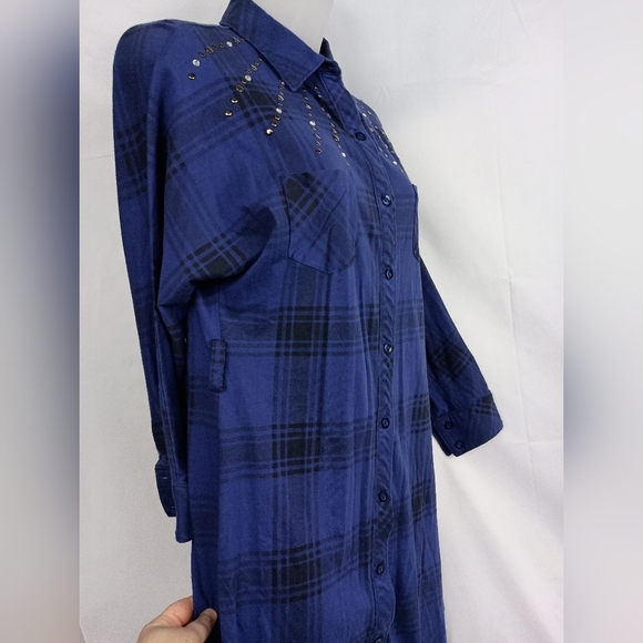 2/$30 AMERICAN RAG Studded Blue & Black Plaid Western Button Down Tunic (#1,287) - Picture 6 of 11
